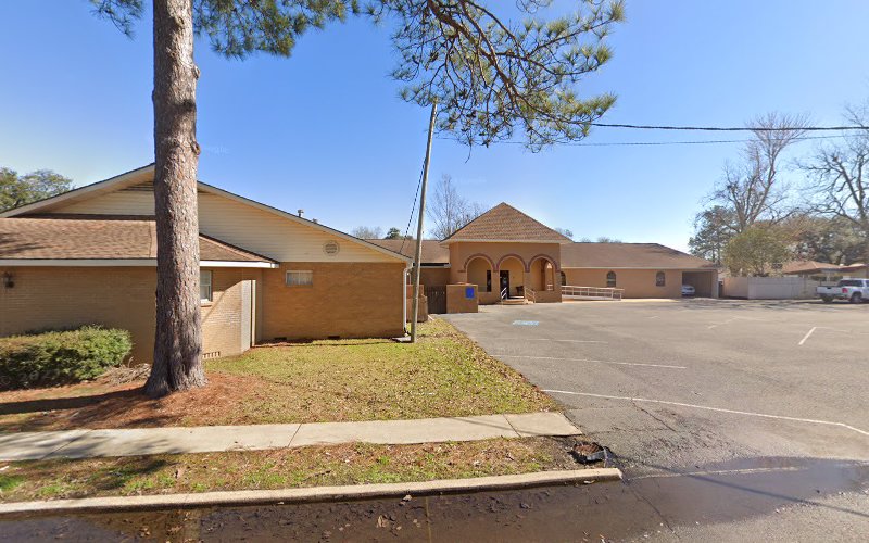 Funeral Services at Escude Funeral Home in Mansura, Louisiana | FuneralHomes.fyi Escude Funeral Home Mansura Louisiana