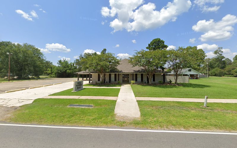 Funeral Services at Seale Funeral Home in Livingston, Louisiana | FuneralHomes.fyi Seale Funeral Home Livingston Louisiana