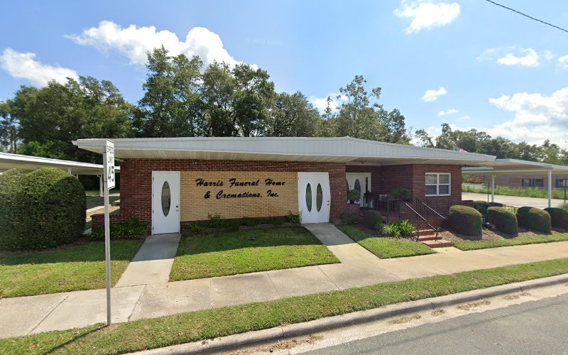 Funeral Services at Harris Funeral Home in Live Oak, Florida | FuneralHomes.fyi Harris Funeral Home Live Oak Florida