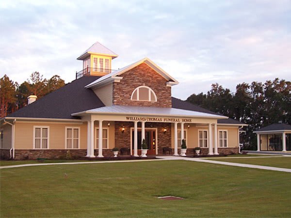 Funeral Services at Williams-Thomas Funeral Homes in Newberry, Florida | FuneralHomes.fyi Williams-Thomas Funeral Homes Newberry Florida
