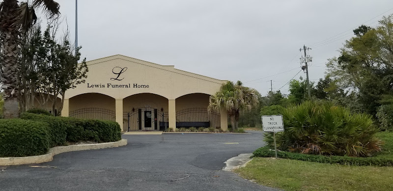 Funeral Services at Lewis Funeral Home in Navarre, Florida | FuneralHomes.fyi Lewis Funeral Home Navarre Florida