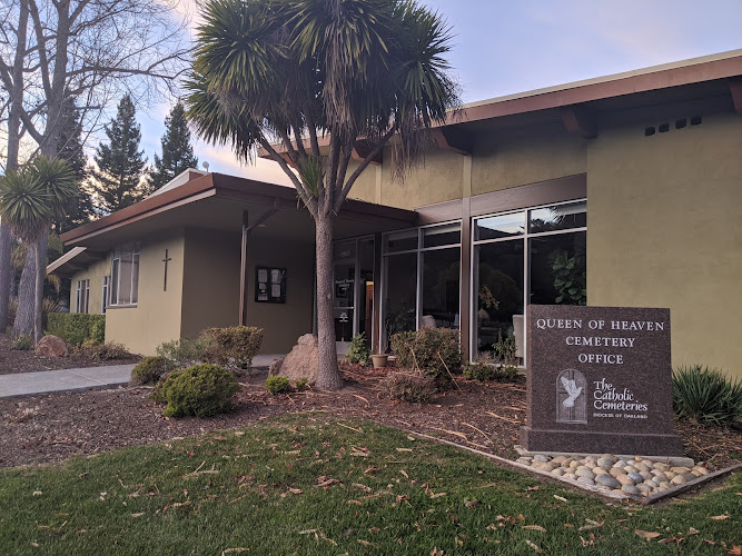 Funeral Services at Queen of Heaven Catholic Cemetery & Mortuary in Lafayette, California | FuneralHomes.fyi Queen of Heaven Catholic Cemetery & Mortuary Lafayette California