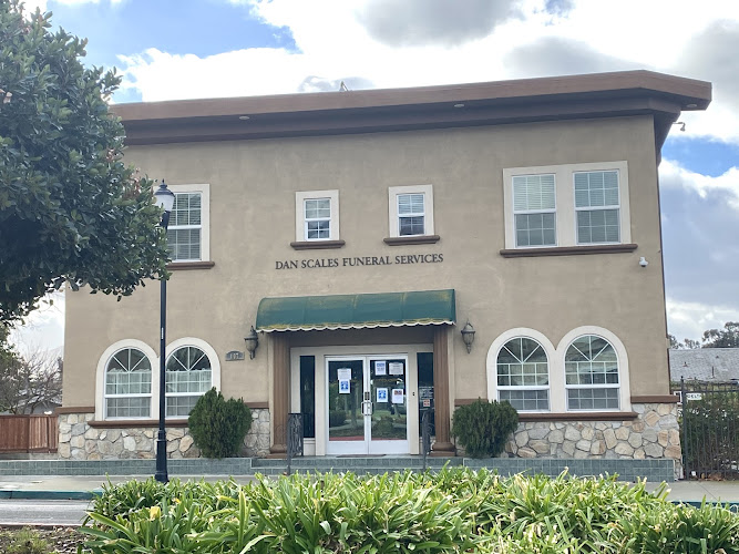 Funeral Services at Dan Scales Funeral Services in Pittsburg, California | FuneralHomes.fyi Dan Scales Funeral Services Pittsburg California