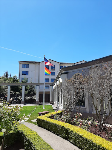 San Francisco Columbarium & Funeral Home 舊金山骨灰龕與殯儀館 San Francisco California