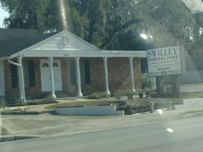 Funeral Services at Swilley Funeral Home/Cremation in Tampa, Florida | FuneralHomes.fyi Swilley Funeral Home/Cremation Tampa Florida