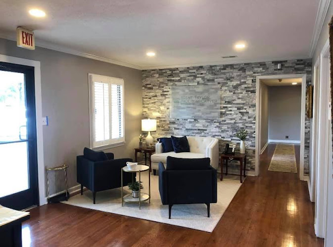 Funeral Services at Brent Taylor and Paul McCarver Funeral Directors in Memphis, Tennessee | FuneralHomes.fyi Brent Taylor and Paul McCarver Funeral Directors Memphis Tennessee