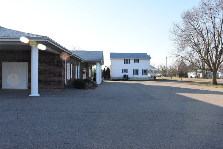 Funeral Services at Snell-Zornig Funeral Homes in Camanche, Iowa | FuneralHomes.fyi Snell-Zornig Funeral Homes Camanche Iowa