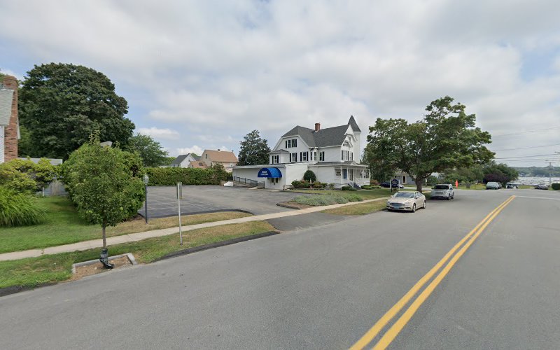 Funeral Services at Thomas L Neilan & Sons Funeral in Niantic, Connecticut | FuneralHomes.fyi Thomas L Neilan & Sons Funeral Niantic Connecticut