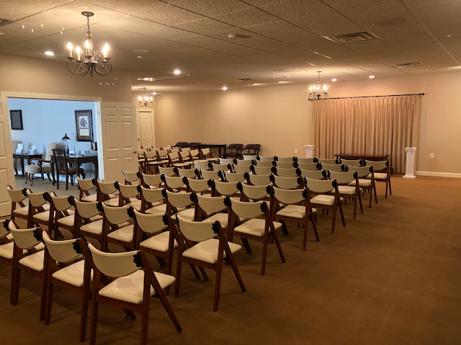 Calvert Johnson & Froelich Memorial Homes – Toluca Chapel Toluca Illinois