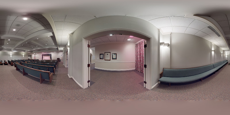 Funeral Services at Broadway Mortuary by Cozine Memorial Group in Wichita, Kansas | FuneralHomes.fyi Broadway Mortuary by Cozine Memorial Group Wichita Kansas