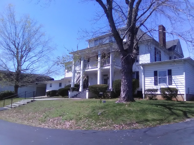 Funeral Services at Hicks-Vaughn Funeral Home in Monticello, Kentucky | FuneralHomes.fyi Hicks-Vaughn Funeral Home Monticello Kentucky