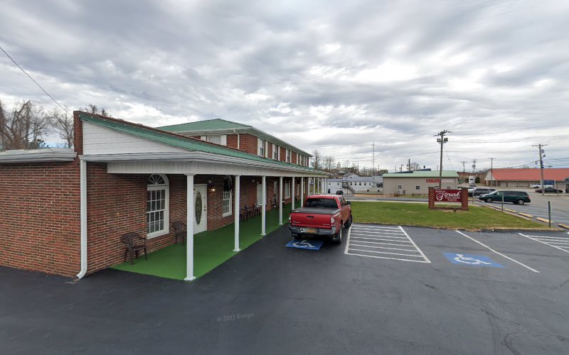 Funeral Services at Mc Creary Co Funeral Home in Whitley City, Kentucky | FuneralHomes.fyi Mc Creary Co Funeral Home Whitley City Kentucky