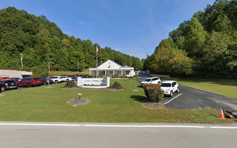 Funeral Services at Lakes Funeral Home in McKee, Kentucky | FuneralHomes.fyi Lakes Funeral Home McKee Kentucky