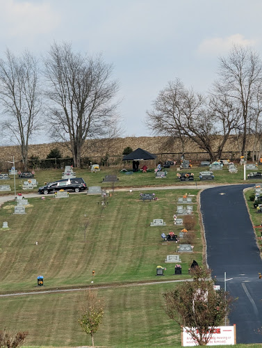 Funeral Services at Southern Oaks Funeral Home in Somerset, Kentucky | FuneralHomes.fyi Southern Oaks Funeral Home Somerset Kentucky