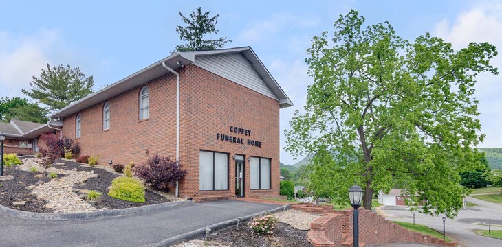 Funeral Services at Coffey Funeral Home in Harrogate, Tennessee | FuneralHomes.fyi Coffey Funeral Home Harrogate Tennessee