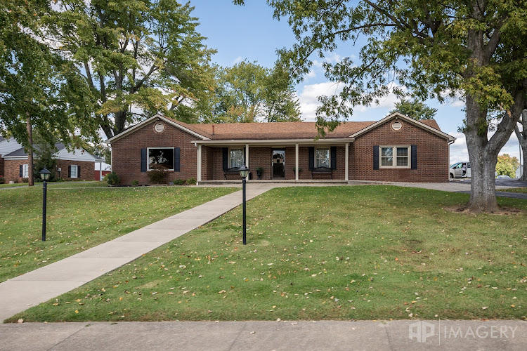 Funeral Services at Cecil Funeral Home in Whitesville, Kentucky | FuneralHomes.fyi Cecil Funeral Home Whitesville Kentucky