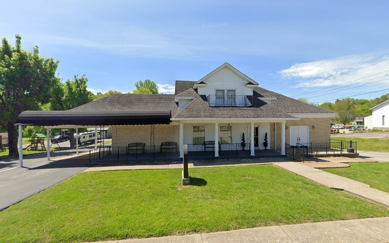 Funeral Services at Caneyville Funeral Home in Caneyville, Kentucky | FuneralHomes.fyi Caneyville Funeral Home Caneyville Kentucky