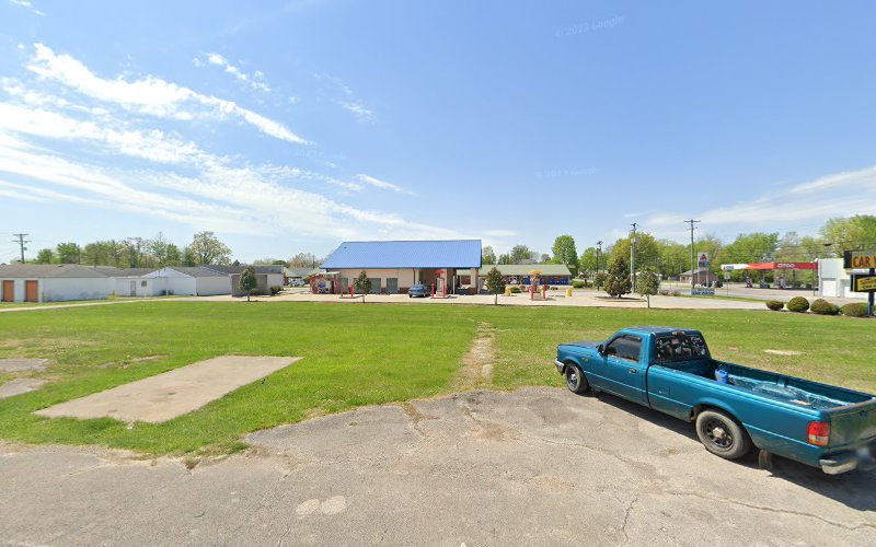 Funeral Services at Houghlin Funeral Home in Bloomfield, Kentucky | FuneralHomes.fyi Houghlin Funeral Home Bloomfield Kentucky