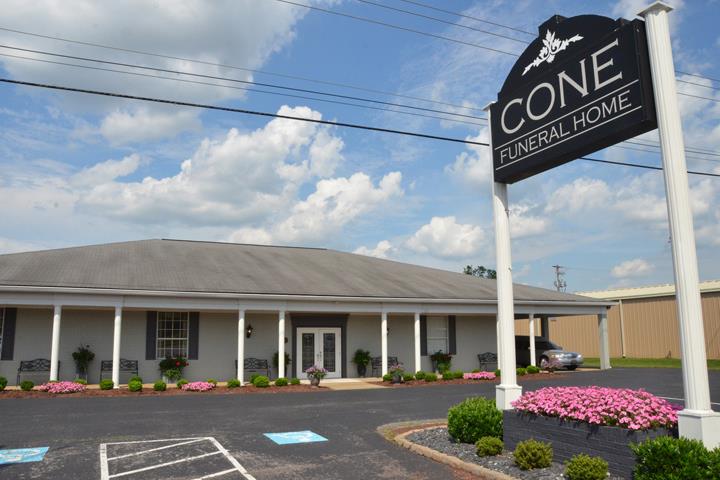 Funeral Services at Cone Funeral Home in Bowling Green, Kentucky | FuneralHomes.fyi Cone Funeral Home Bowling Green Kentucky