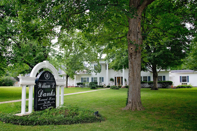 William L. Danks Funeral Home Beaver Dam Kentucky