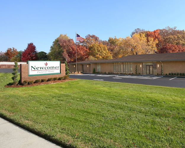 Funeral Services at Newcomer Cremations, Funerals & Receptions, East Louisville Chapel in Louisville, Kentucky | FuneralHomes.fyi Newcomer Cremations, Funerals & Receptions, East Louisville Chapel Louisville Kentucky