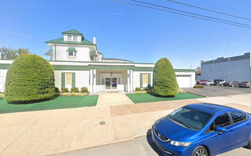 Funeral Services at Williams G C Funeral Home in Louisville, Kentucky | FuneralHomes.fyi Williams G C Funeral Home Louisville Kentucky