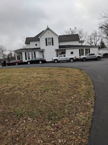 Funeral Services at Cox Funeral Home Inc in Mt Vernon, Kentucky | FuneralHomes.fyi Cox Funeral Home Inc Mt Vernon Kentucky