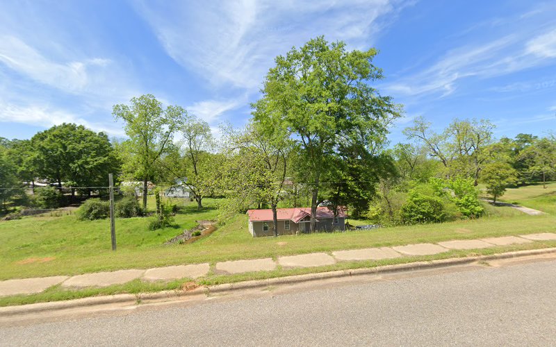 Funeral Services at Poe’s Vault Co in Union Springs, Alabama | FuneralHomes.fyi Poe’s Vault Co Union Springs Alabama