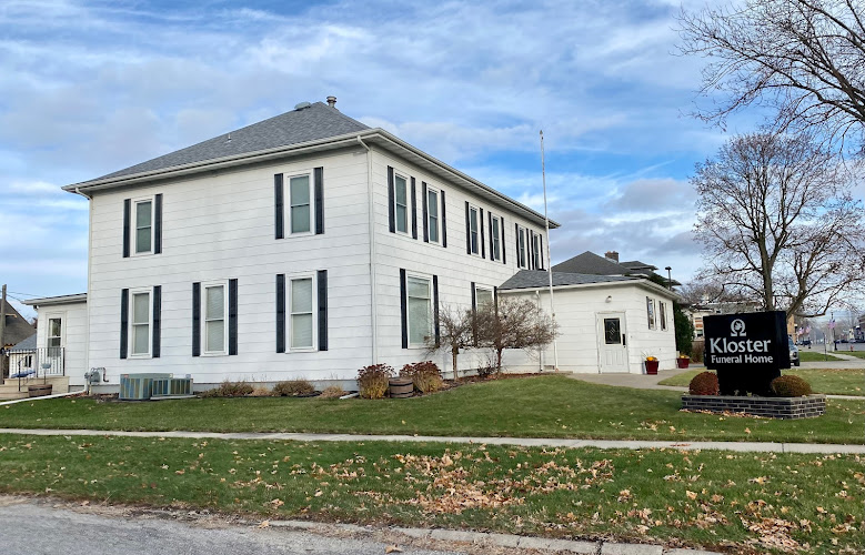 Kloster Funeral Home Marengo Iowa