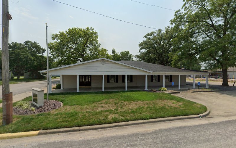 Funeral Services at Moss Funeral Home in Trenton, Illinois | FuneralHomes.fyi Moss Funeral Home Trenton Illinois