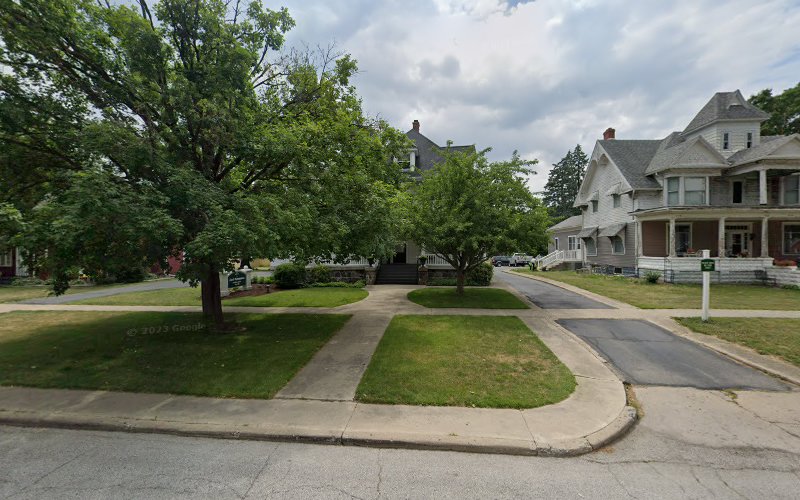 Earl-Grossman Funeral Home Argos Indiana