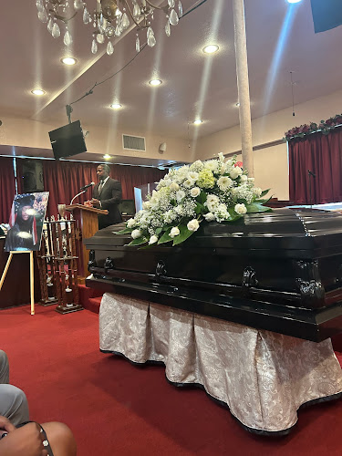Funeral Services at Los Angeles Funeral Service in Inglewood, California | FuneralHomes.fyi Los Angeles Funeral Service Inglewood California