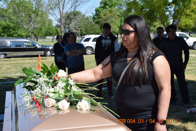 Los Angeles Mortuary(엘에이장의사) Los Angeles California