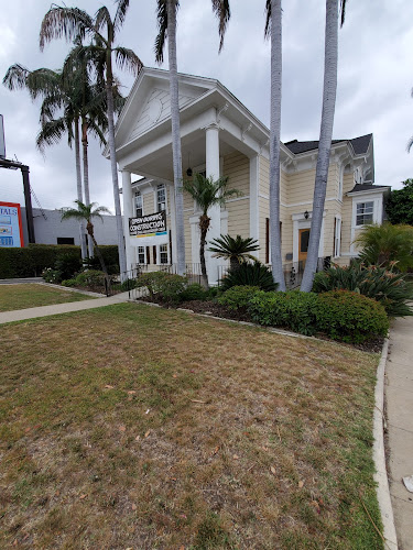 Funeral Services at Funeraria Del Angel Lincoln Heights in Los Angeles, California | FuneralHomes.fyi Funeraria Del Angel Lincoln Heights Los Angeles California