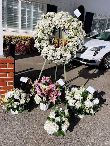 Funeral Services at Guerra Gutierrez – Custer Christiansen Mortuary in Covina, California | FuneralHomes.fyi Guerra Gutierrez – Custer Christiansen Mortuary Covina California