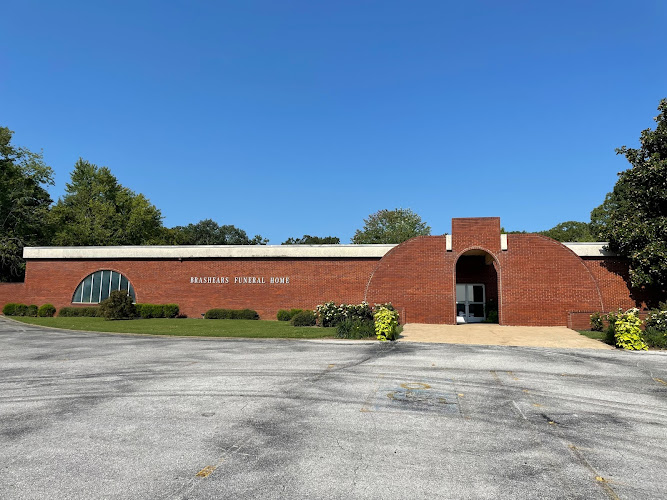 Funeral Services at Brashears Funeral Home and Crematory in Huntsville, Arkansas | FuneralHomes.fyi Brashears Funeral Home and Crematory Huntsville Arkansas