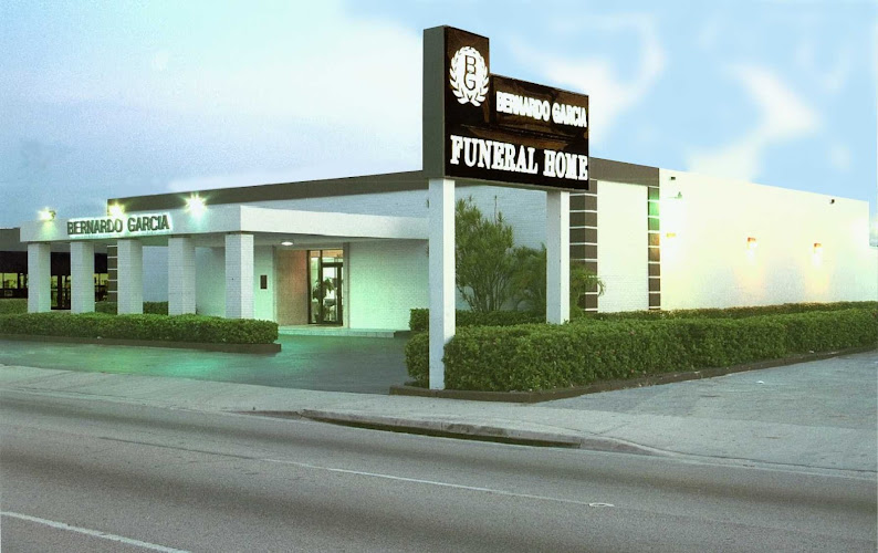 Funeral Services at Bernardo Garcia Funeral Home in Hialeah, Florida | FuneralHomes.fyi Bernardo Garcia Funeral Home Hialeah Florida