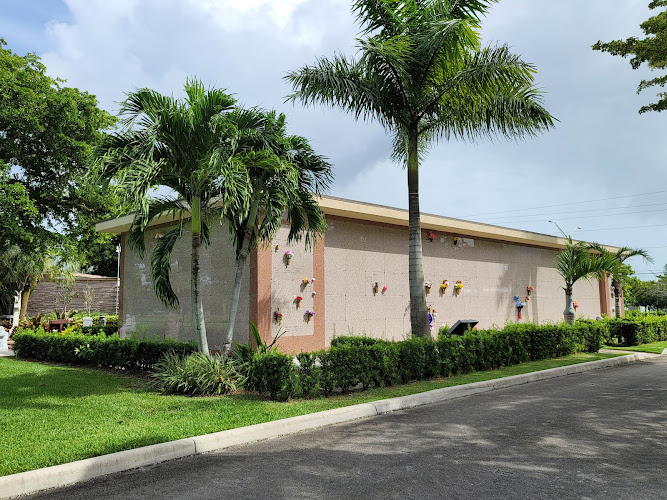 Caballero Rivero Palms Woodlawn Funeral Home and Cemetery Naranja Florida