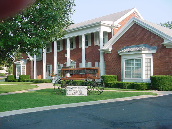 Funeral Services at Thoma/Rich, Lemler Funeral Home in Bluffton, Indiana | FuneralHomes.fyi Thoma/Rich, Lemler Funeral Home Bluffton Indiana