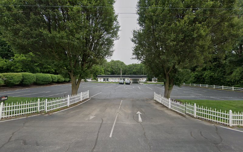 Funeral Services at Hanley & Sons Funeral Home in South Bend, Indiana | FuneralHomes.fyi Hanley & Sons Funeral Home South Bend Indiana