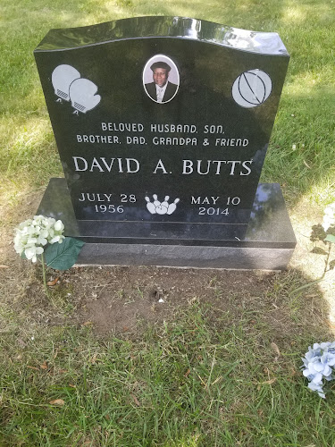 Funeral Services at The Meeks Mortuary and Crematory in Muncie, Indiana | FuneralHomes.fyi The Meeks Mortuary and Crematory Muncie Indiana