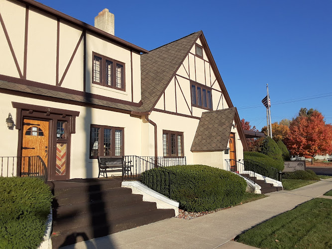 Funeral Services at Weicht Funeral Home in Angola, Indiana | FuneralHomes.fyi Weicht Funeral Home Angola Indiana