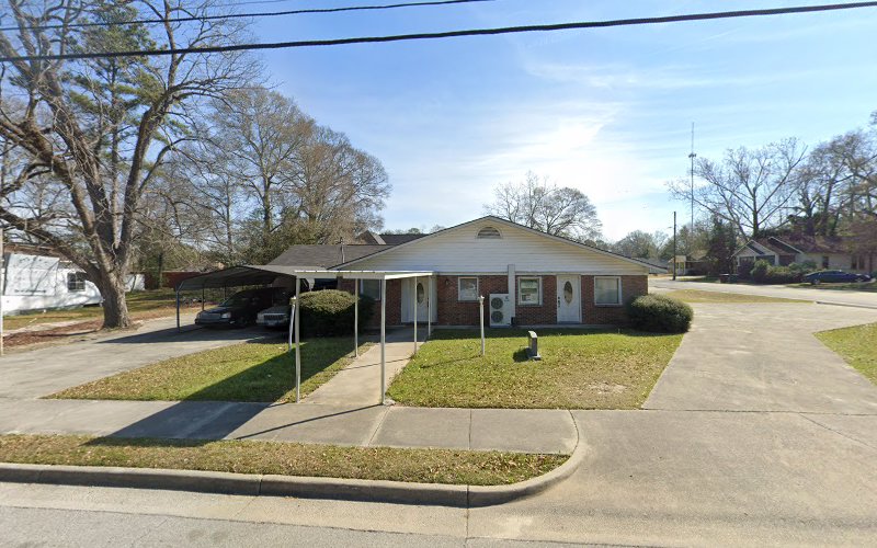 Funeral Services at Moody Funeral Home in Claxton, Georgia | FuneralHomes.fyi Moody Funeral Home Claxton Georgia