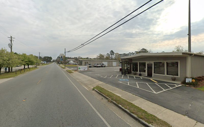 Funeral Services at Vincent R Drummer Funeral Home in Soperton, Georgia | FuneralHomes.fyi Vincent R Drummer Funeral Home Soperton Georgia