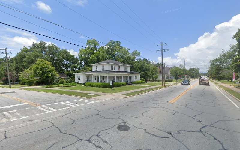 Funeral Services at Crowe-Fields Funeral Home in Millen, Georgia | FuneralHomes.fyi Crowe-Fields Funeral Home Millen Georgia