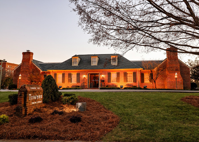 Funeral Services at Townes Funeral Home & Crematory in Danville, Virginia | FuneralHomes.fyi Townes Funeral Home & Crematory Danville Virginia