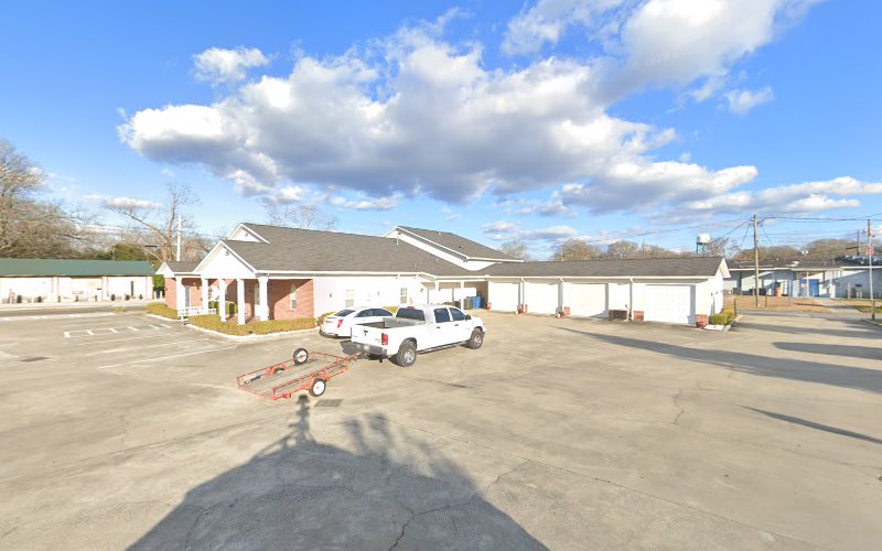 Funeral Services at Vidalia Funeral Home in Vidalia, Georgia | FuneralHomes.fyi Vidalia Funeral Home Vidalia Georgia