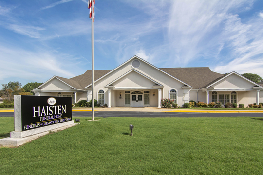 Funeral Services at Haisten Funerals & Cremations in McDonough, Georgia | FuneralHomes.fyi Haisten Funerals & Cremations McDonough Georgia