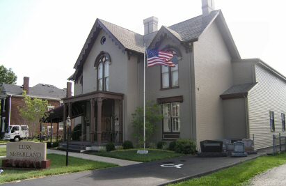 Funeral Services at Lusk-Mc Farland Funeral Home in Paris, Kentucky | FuneralHomes.fyi Lusk-Mc Farland Funeral Home Paris Kentucky