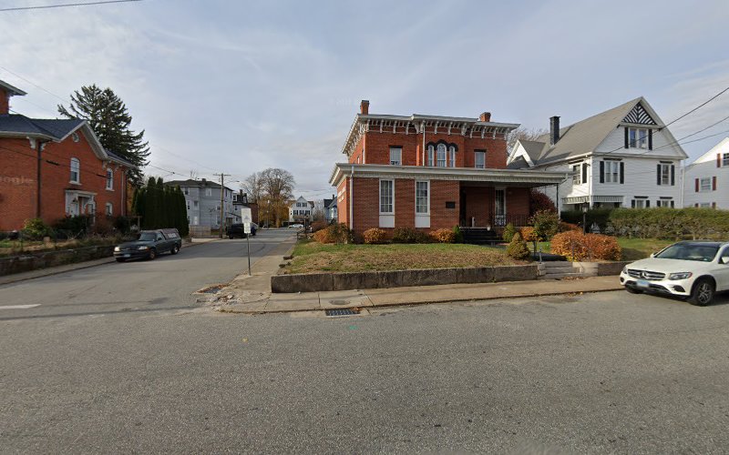 Funeral Services at Cummings-Gagne Funeral Home in Norwich, Connecticut | FuneralHomes.fyi Cummings-Gagne Funeral Home Norwich Connecticut